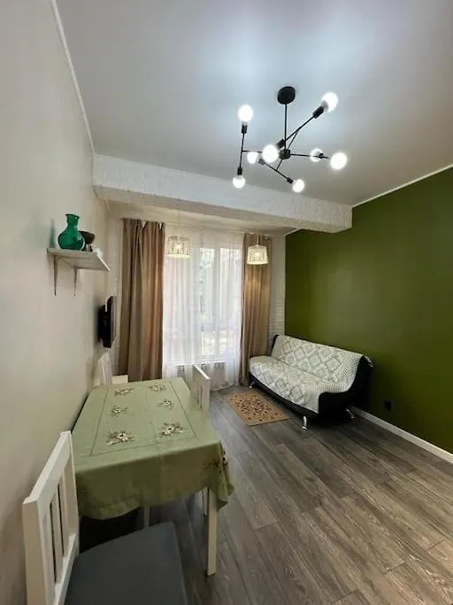 Красивая Квартира В Терракота Almaty Apartment